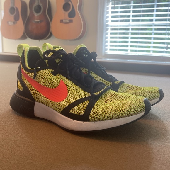 Nike Women’s Duel Racer Running Shoes - Picture 4 of 5